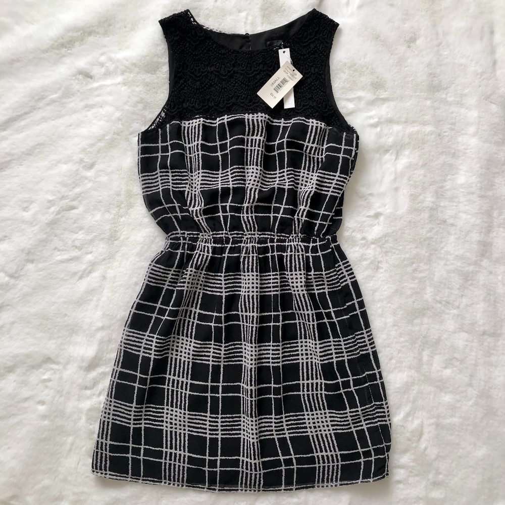 NWT AQUA Black and white plaid mini dress